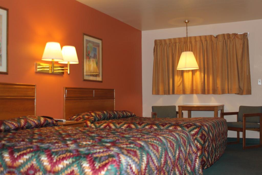 Americas Best Value Inn נידלס מראה חיצוני תמונה